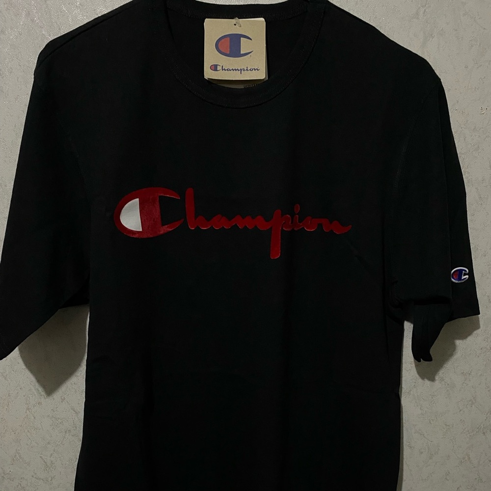 Champion tee